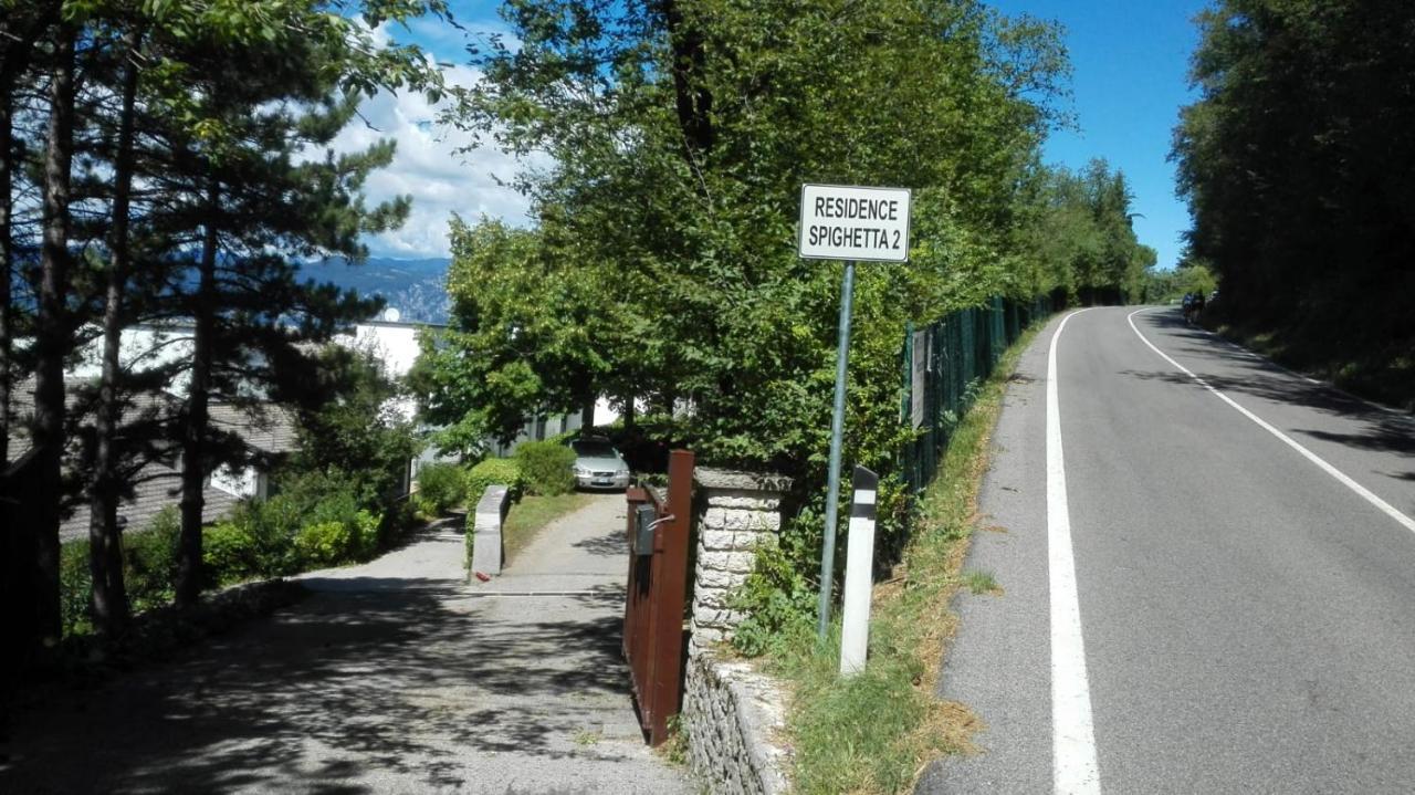 Residence Spighetta 2 トッリ・デル・ベーナコ エクステリア 写真